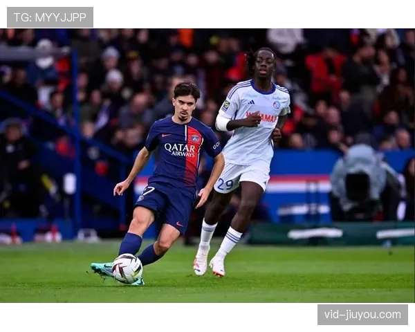 马赛主场迎战斯特拉斯堡：换帅迎考验，动荡遇稳健，客队伺机爆冷